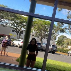 Meet your Posher, Mara